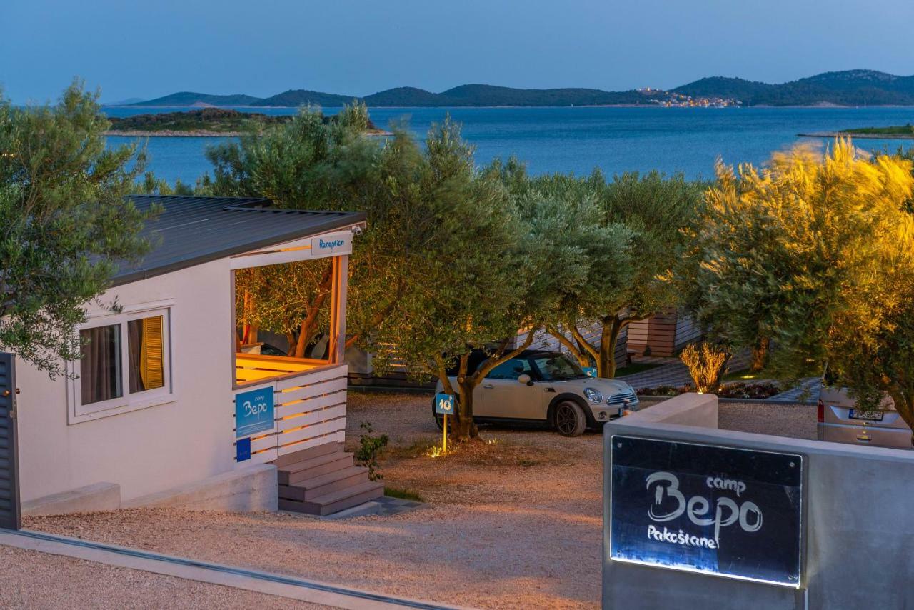 ホテル Camp Bepo Pakoštane エクステリア 写真